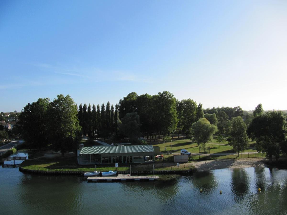 Camping Belle Riviere Chaniers Εξωτερικό φωτογραφία