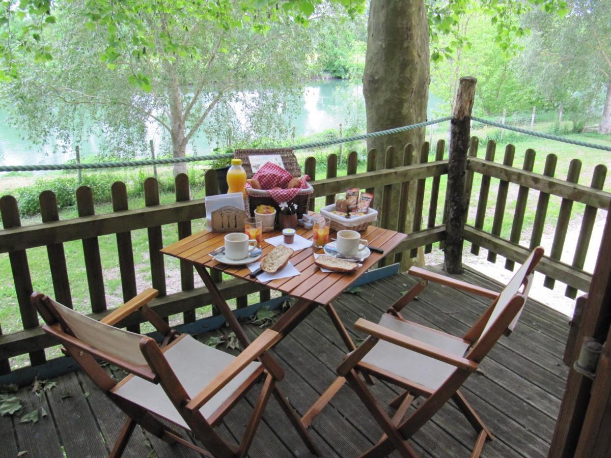 Camping Belle Riviere Chaniers Εξωτερικό φωτογραφία