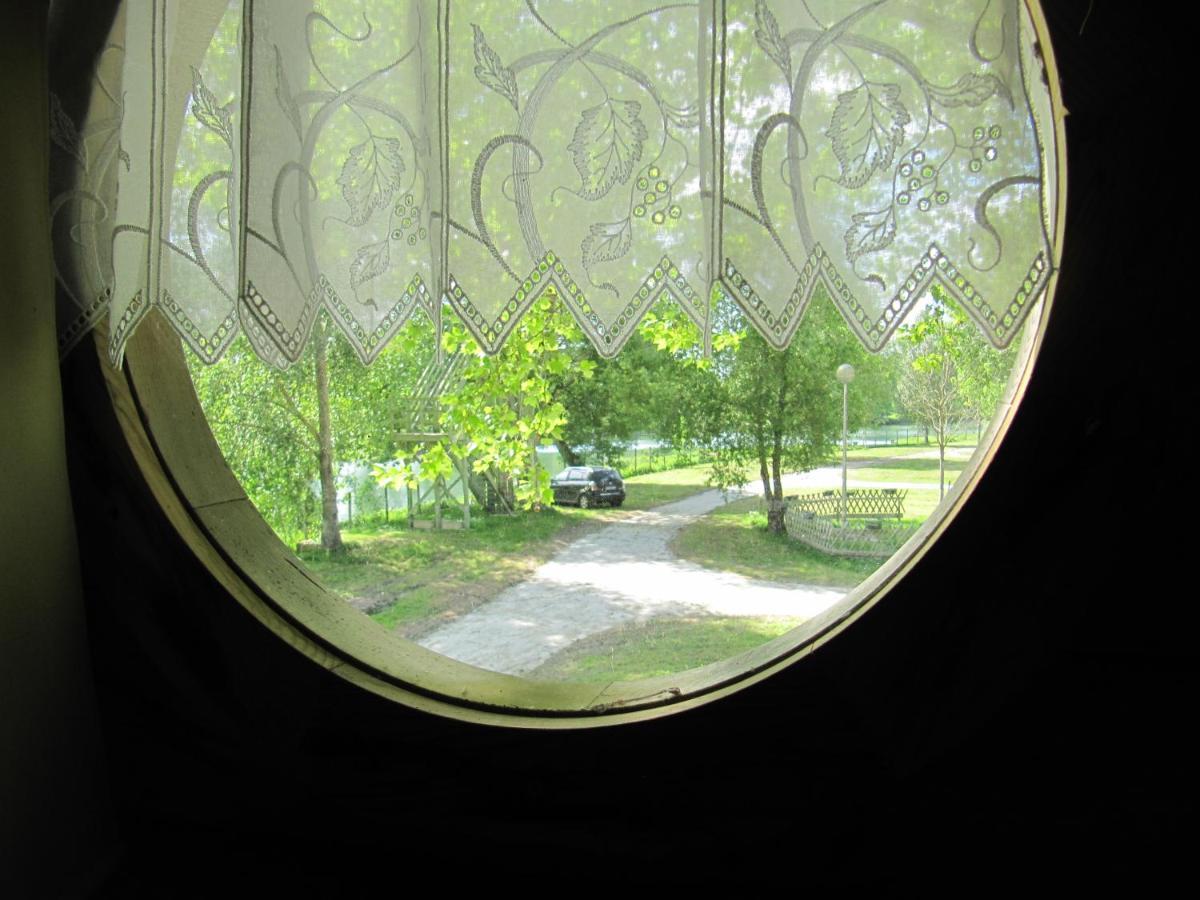Camping Belle Riviere Chaniers Εξωτερικό φωτογραφία