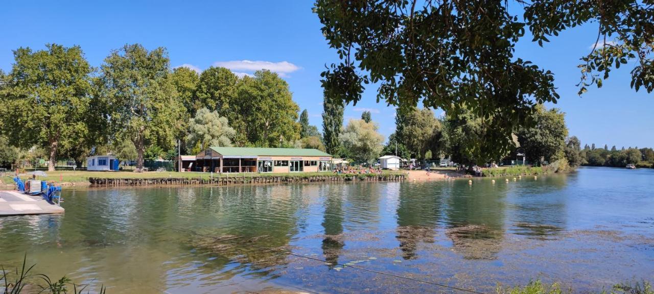 Camping Belle Riviere Chaniers Εξωτερικό φωτογραφία